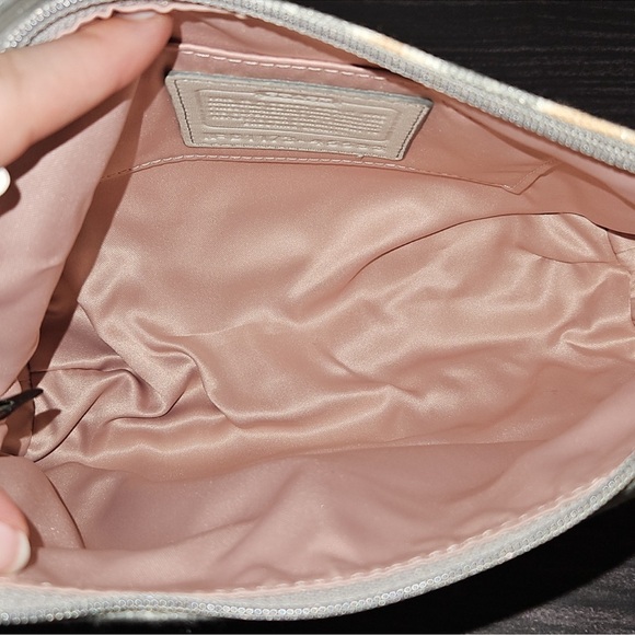 Coach Kristin Ikat OP Art Hobo Flap Shoulder Bag. NWT - Picture 13 of 15